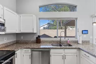 164 W Mohawk Dr, Phoenix, AZ 85027 - Photo 14