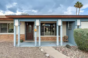 2910 E Windrose Dr, Phoenix, AZ 85032 - Photo 8