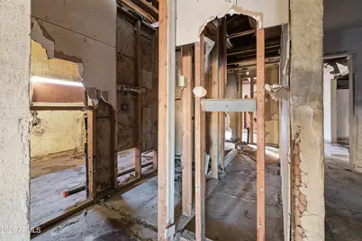 614 N 27th Avenue, Phoenix, AZ 85009 - Photo 10