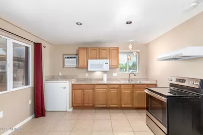 2245 N 22nd Street, Phoenix, AZ 85006 - Photo 6