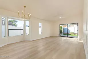 306 W Beverly Ln, Phoenix, AZ 85023 - Photo 6