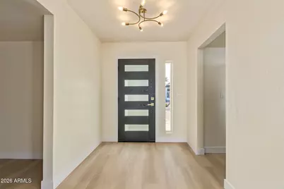 306 W Beverly Lane, Phoenix, AZ 85023 - Photo 4