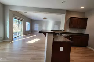 41393 W Capistrano Dr, Maricopa, AZ 85138 - Photo 4