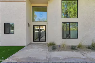 2029 N Sunset Dr, Chandler, AZ 85225 - Photo 4