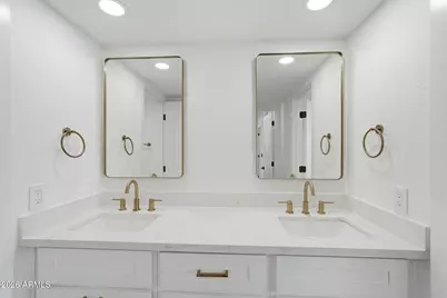 2029 N Sunset Drive, Chandler, AZ 85225 - Photo 34