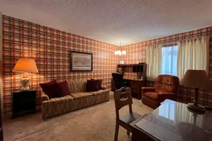 2167 E Ellis Dr, Tempe, AZ 85282 - Photo 18