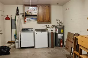 2064 S Farnsworth Dr, Mesa, AZ 85209 - Photo 28