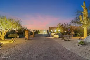 31802 N Black Cross Rd, Scottsdale, AZ 85266 - Photo 2
