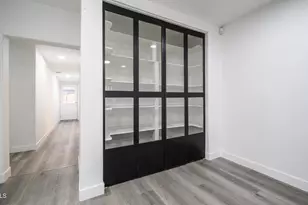 6112 W Frier Dr, Glendale, AZ 85301 - Photo 6