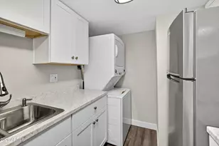 860 E Brown Rd, Mesa, AZ 85203 - Photo 32