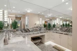 2 Biltmore Estate, Phoenix, AZ 85016 - Photo 20