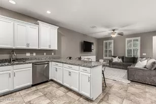 2270 S Deerfield Ln, Gilbert, AZ 85295 - Photo 12