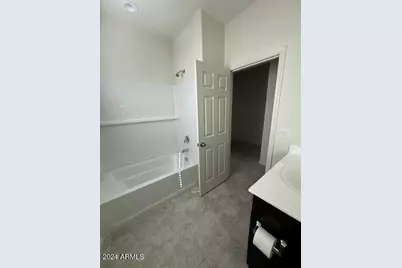 5032 S 251st Drive, Buckeye, AZ 85326 - Photo 6