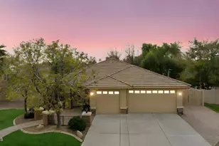 2693 E Birchwood Pl, Chandler, AZ 85249 - Photo 4