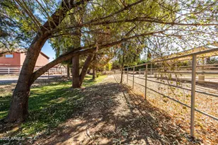 25509 S Lime Dr, Queen Creek, AZ 85142 - Photo 2