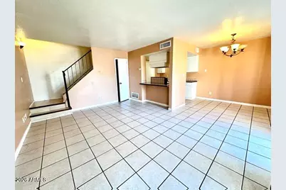 5205 N 42nd Parkway, Phoenix, AZ 85019 - Photo 6