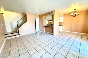 5205 N 42nd Pkwy, Phoenix, AZ 85019 - Photo 6