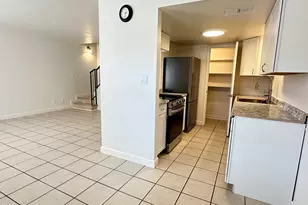 5205 N 42nd Pkwy, Phoenix, AZ 85019 - Photo 2