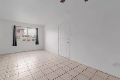 4002 W Palomino Road, Phoenix, AZ 85019 - Photo 8