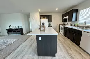 22428 W Cheri Ann Ln, Wittmann, AZ 85361 - Photo 18