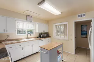 10306 W Audrey Dr, Sun City, AZ 85351 - Photo 14