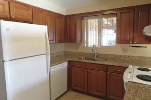 1948 Sonoita Dr, Sierra Vista, AZ 85635 - Photo 8