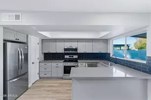 1836 W Stella Ln, Phoenix, AZ 85015 - Photo 10