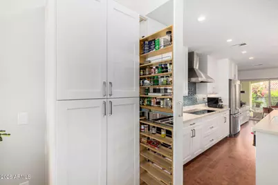 5743 N 24th Place, Phoenix, AZ 85016 - Photo 10