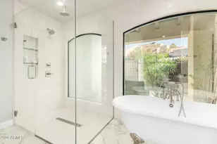 5743 N 24th Pl, Phoenix, AZ 85016 - Photo 14