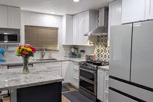 20838 N 5th Dr, Phoenix, AZ 85027 - Photo 1