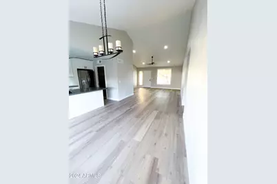 1460 E Todd Drive, Tempe, AZ 85283 - Photo 2