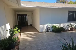 9874 W Highwood Ct, Sun City, AZ 85373 - Photo 4