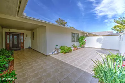 9874 W Highwood Court, Sun City, AZ 85373 - Photo 2