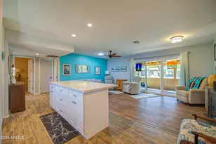 10013 W Lakeview Cir N, Sun City, AZ 85351 - Photo 6