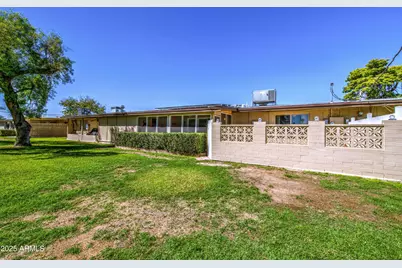 10013 W Lakeview Circle N, Sun City, AZ 85351 - Photo 30