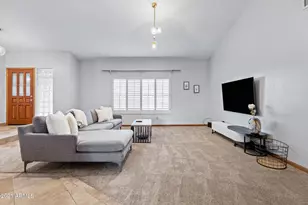 5735 E Campo Bello Dr, Scottsdale, AZ 85254 - Photo 8