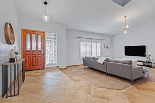 5735 E Campo Bello Dr, Scottsdale, AZ 85254 - Photo 4