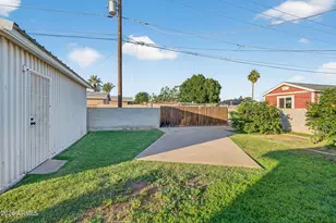 4630 W Mitchell Dr, Phoenix, AZ 85031 - Photo 36