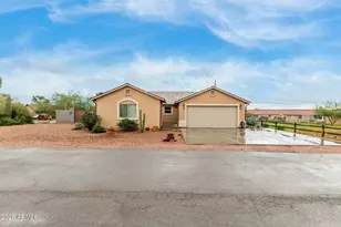 10393 E Fortuna Ave, Gold Canyon, AZ 85118 - Photo 2