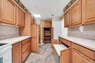 10228 W Bolivar Dr, Sun City, AZ 85351 - Photo 14