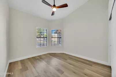 7395 W Utopia Road, Glendale, AZ 85308 - Photo 32