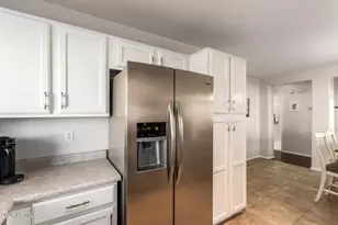 8072 N 110th Dr, Peoria, AZ 85345 - Photo 12