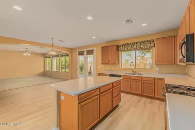 3706 W Fetlock Trail, Phoenix, AZ 85083 - Photo 24