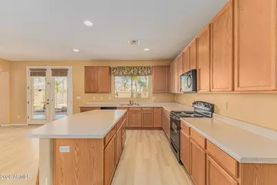 3706 W Fetlock Trail, Phoenix, AZ 85083 - Photo 22