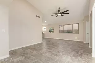 15855 S 17th Ln, Phoenix, AZ 85045 - Photo 10