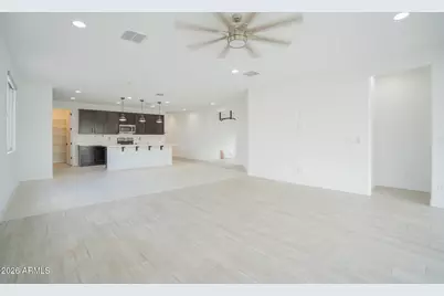 16512 W Desert Lane, Goodyear, AZ 85338 - Photo 18