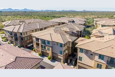 17850 N 68th Street #2088, Phoenix, AZ 85054 - Photo 1