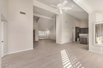 11105 E Sahuaro Drive, Scottsdale, AZ 85259 - Photo 12