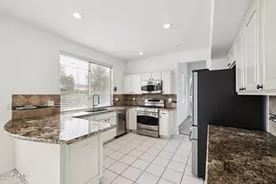 15825 S 1st Ave, Phoenix, AZ 85045 - Photo 6