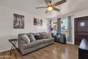 2714 W Ellis Dr, Tempe, AZ 85282 - Photo 8